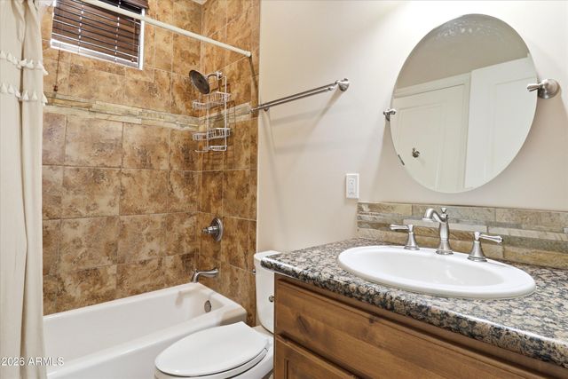 4406 E CAPRICORN Place, Chandler, AZ 85249
