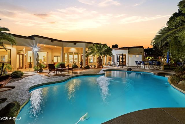 4406 E CAPRICORN Place, Chandler, AZ 85249