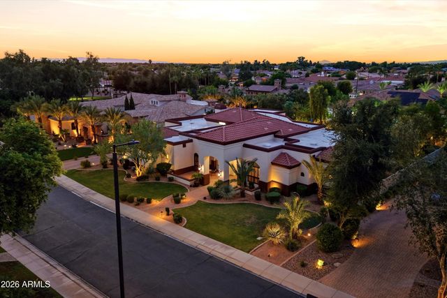 4406 E CAPRICORN Place, Chandler, AZ 85249