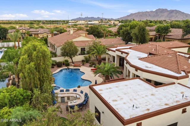4406 E CAPRICORN Place, Chandler, AZ 85249