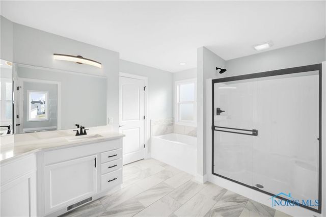 8520 Hocking Cove, Waterville, OH 43566