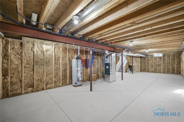 8520 Hocking Cove, Waterville, OH 43566