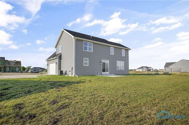 8520 Hocking Cove, Waterville, OH 43566