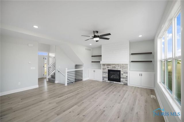 8520 Hocking Cove, Waterville, OH 43566