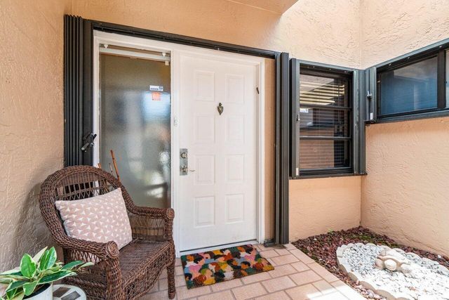 8286 Springlake Drive, Boca Raton, FL 33496