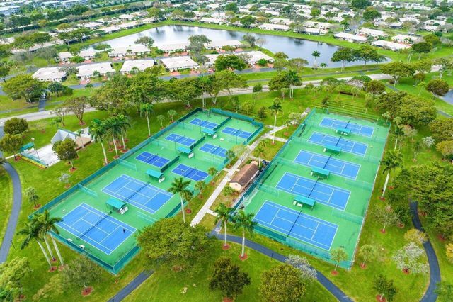 8286 Springlake Drive, Boca Raton, FL 33496