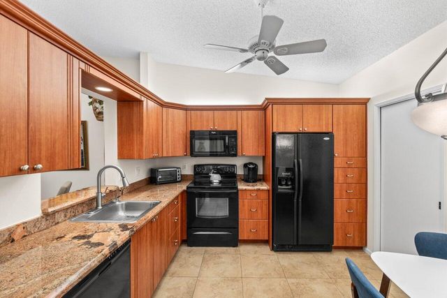8286 Springlake Drive, Boca Raton, FL 33496