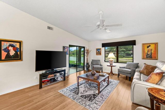 8286 Springlake Drive, Boca Raton, FL 33496
