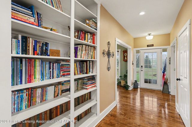 4425 Red Maple Drive, Williamston, MI 48895