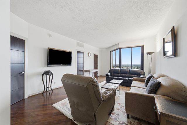 3350 Mccue Road 2402, Houston, TX 77056