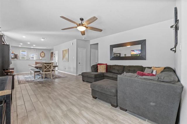 806 Wembley Wood Way, Houston, TX 77336