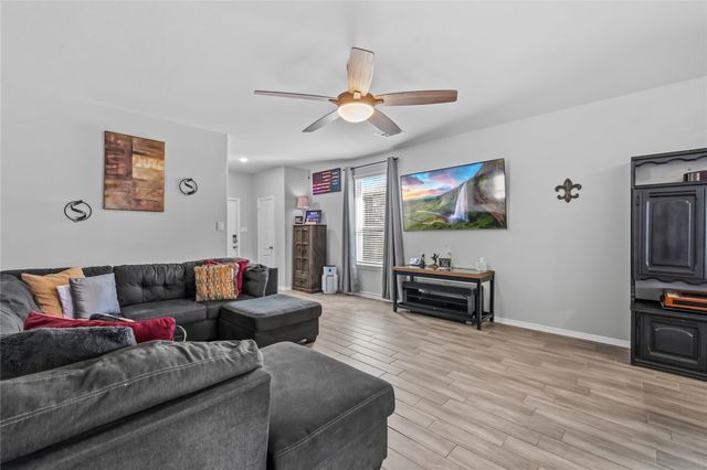 806 Wembley Wood Way, Houston, TX 77336