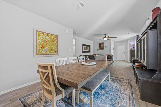 806 Wembley Wood Way, Houston, TX 77336