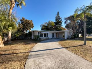 141 SE Calmoso Drive, Port St. Lucie, Port St Lucie, FL 34983