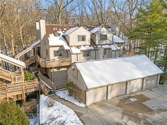 540 Meredith Lane, Cuyahoga Falls, OH 44223