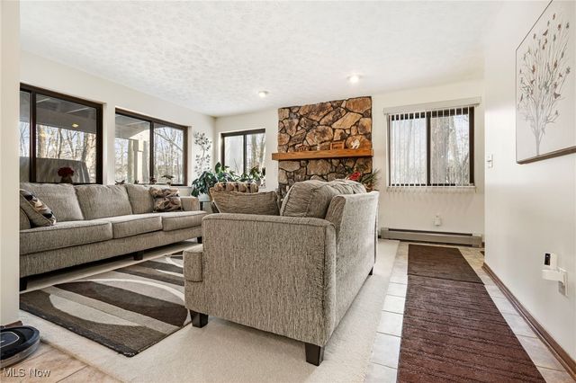 540 Meredith Lane, Cuyahoga Falls, OH 44223