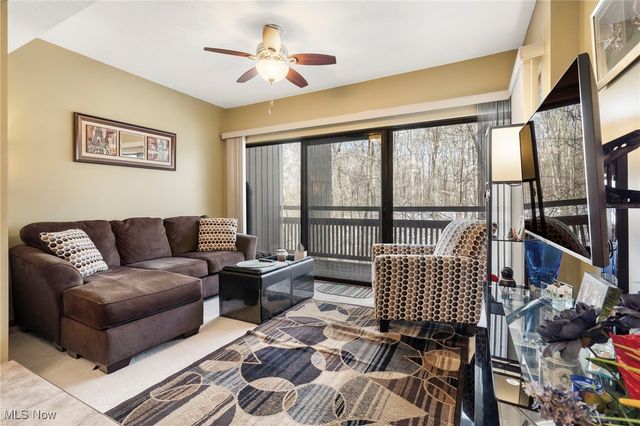 540 Meredith Lane, Cuyahoga Falls, OH 44223