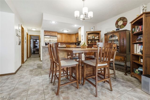 540 Meredith Lane, Cuyahoga Falls, OH 44223