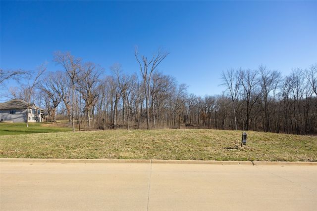 3025 Forrest Meadow Lane, Hiawatha, IA 52233