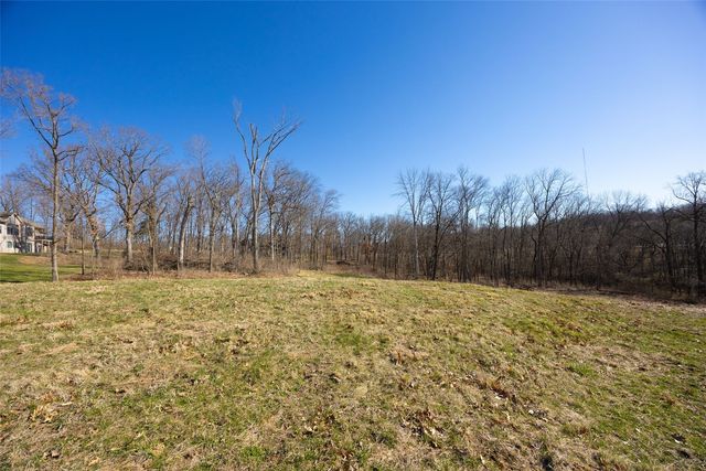 3025 Forrest Meadow Lane, Hiawatha, IA 52233