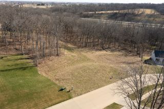 3025 Forrest Meadow Lane, Hiawatha, IA 52233