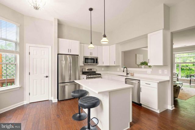 20558 WAKE TER, Sterling, VA 20165