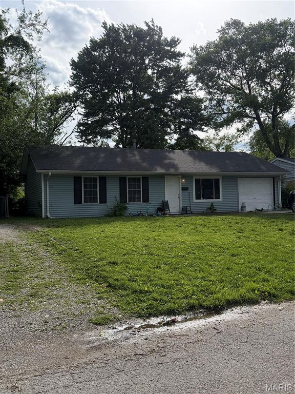 41 Westwood Drive, Cahokia, IL 62206
