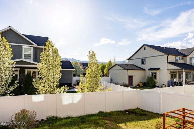 1096 S Meadow Walk Drive, Heber City, UT 84032