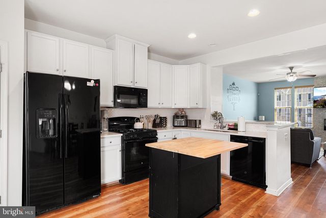 107 BENFORD RD, Edgewater Park, NJ 08010