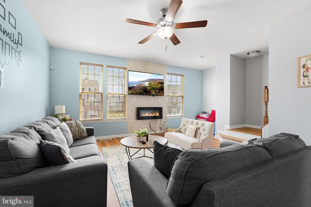 107 BENFORD RD, Edgewater Park, NJ 08010