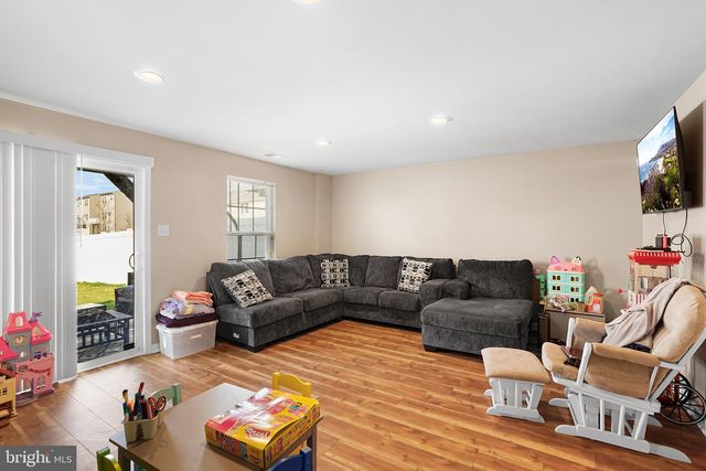 107 BENFORD RD, Edgewater Park, NJ 08010