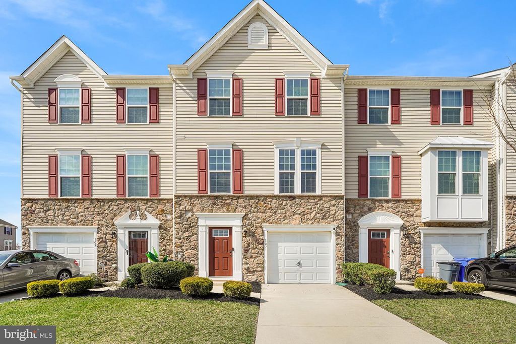 107 BENFORD RD, Edgewater Park, NJ 08010
