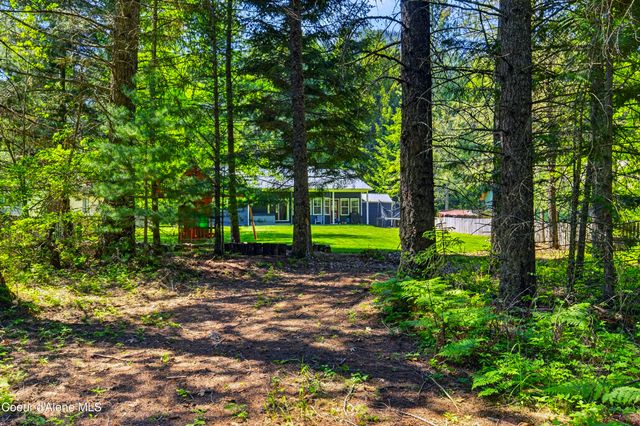 303 Park LN, Sandpoint, ID 83864