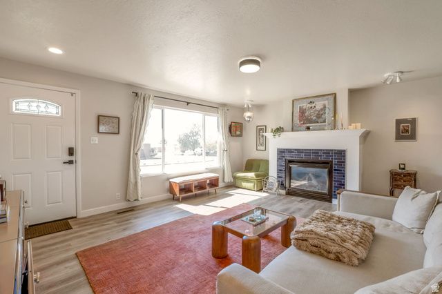 873 S 400 W, Bountiful, UT 84010