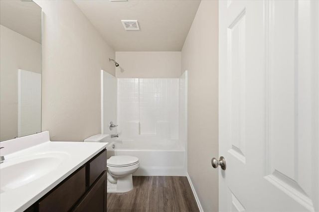 1012 S Blackjack Lane, Mustang, OK 73064