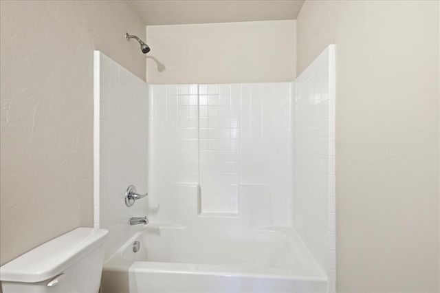 1012 S Blackjack Lane, Mustang, OK 73064