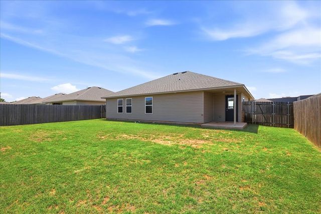 1012 S Blackjack Lane, Mustang, OK 73064