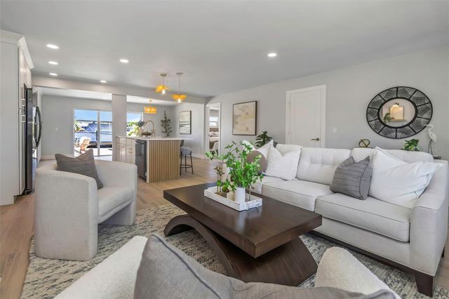 10216 SPOONBILL ROAD E, Bradenton, FL 34209