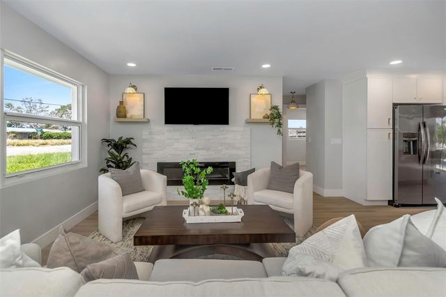 10216 SPOONBILL ROAD E, Bradenton, FL 34209