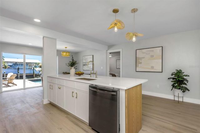 10216 SPOONBILL ROAD E, Bradenton, FL 34209