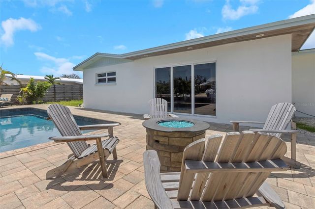10216 SPOONBILL ROAD E, Bradenton, FL 34209