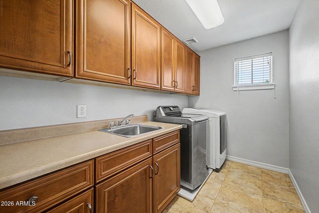 398 W LYLE Avenue, San Tan Valley, AZ 85140