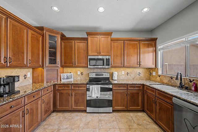 398 W LYLE Avenue, San Tan Valley, AZ 85140