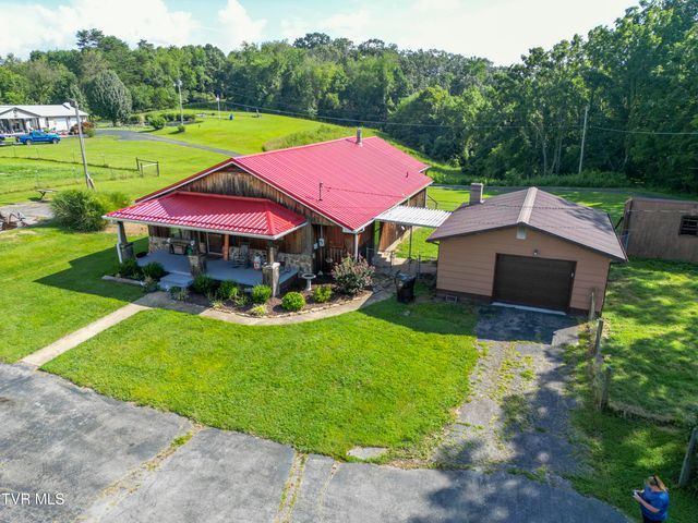 289 Haw Ridge Road, Piney Flats, TN 37686