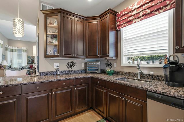 163 AUGUSTA Drive 163, Medford, NY 11763
