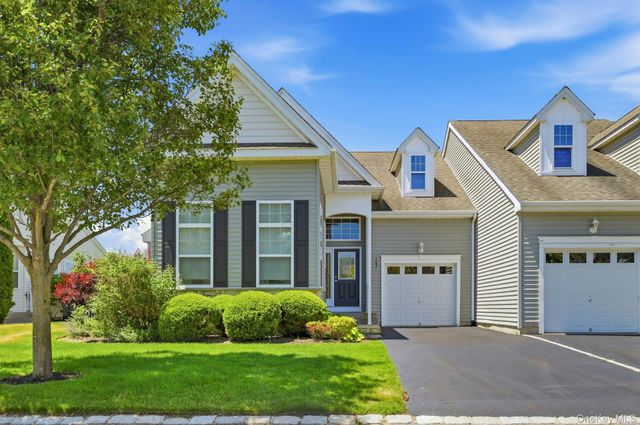 163 AUGUSTA Drive 163, Medford, NY 11763