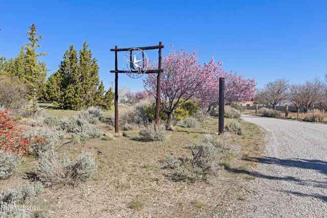 15069 N Red Rock Road, Reno, NV 89508