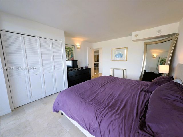 5161 Collins Ave 518, Miami Beach, FL 33140