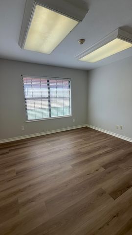 5220 75th Street, Lubbock, TX 79424