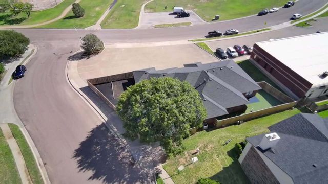 5220 75th Street, Lubbock, TX 79424